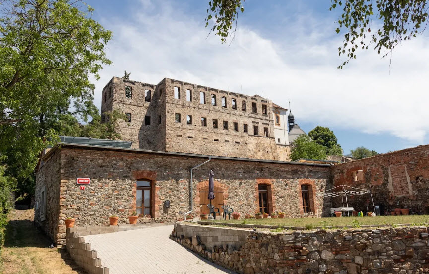Zámek Chvatěruby, Czech Republic (Czechia)